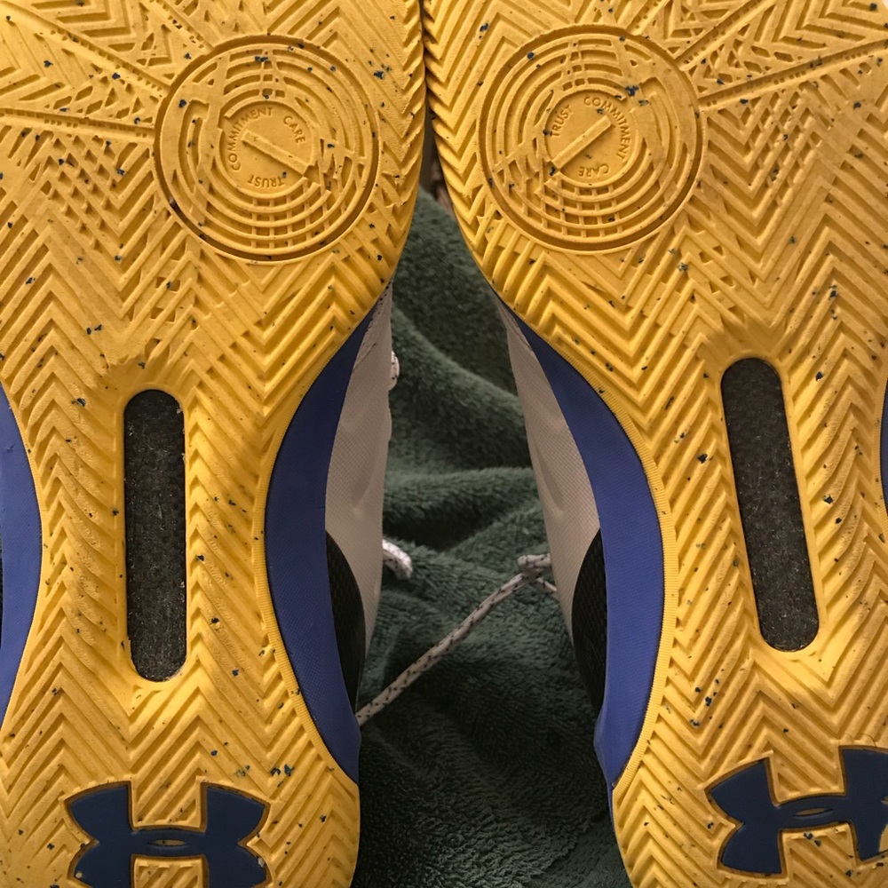 UnderArmor